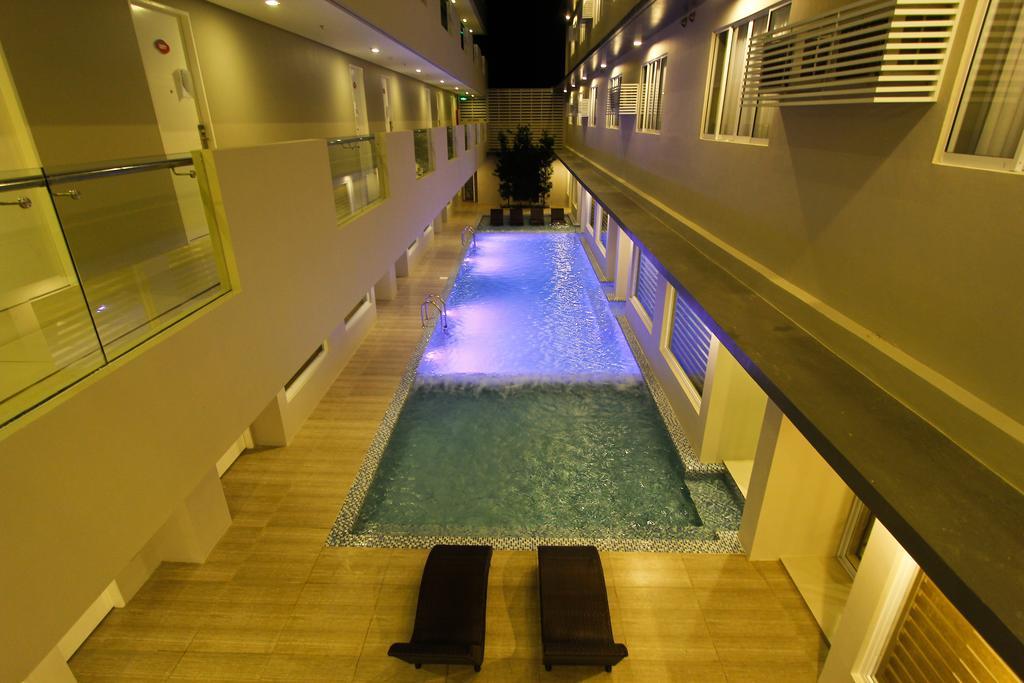 Boracay Uptown Hotel Balabag  Exterior photo
