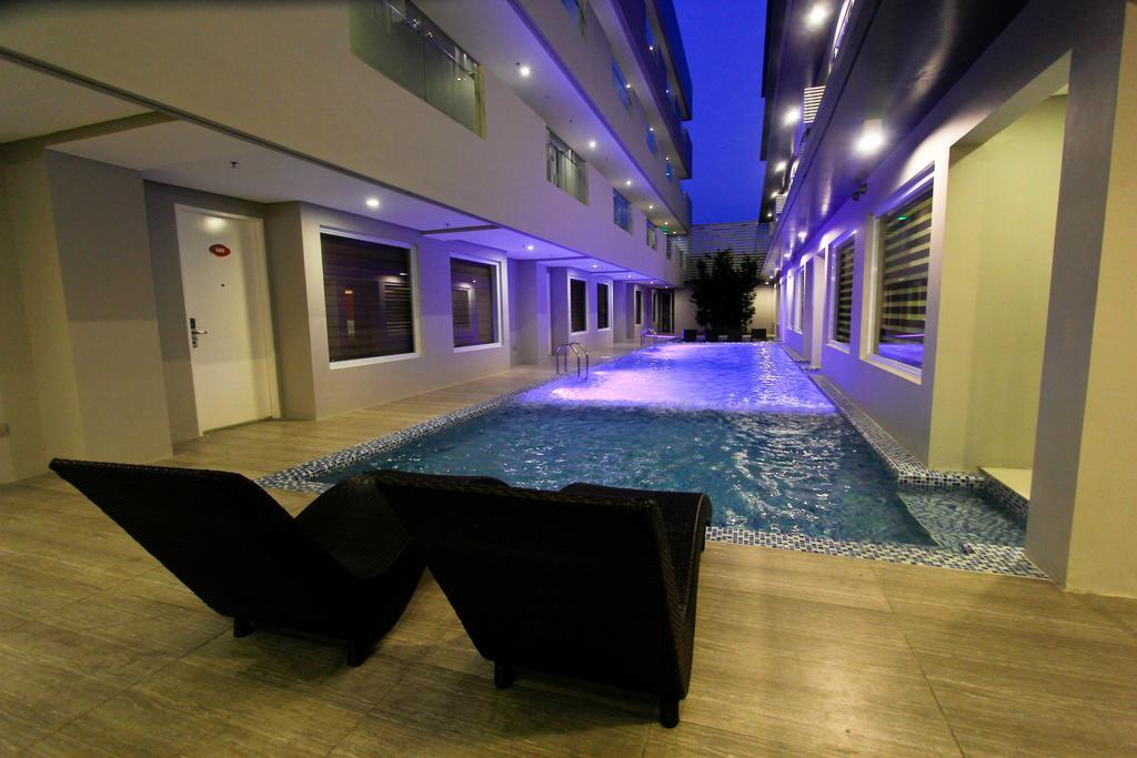 Boracay Uptown Hotel Balabag  Exterior photo