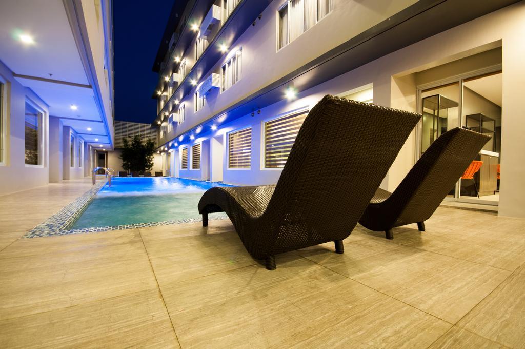 Boracay Uptown Hotel Balabag  Exterior photo